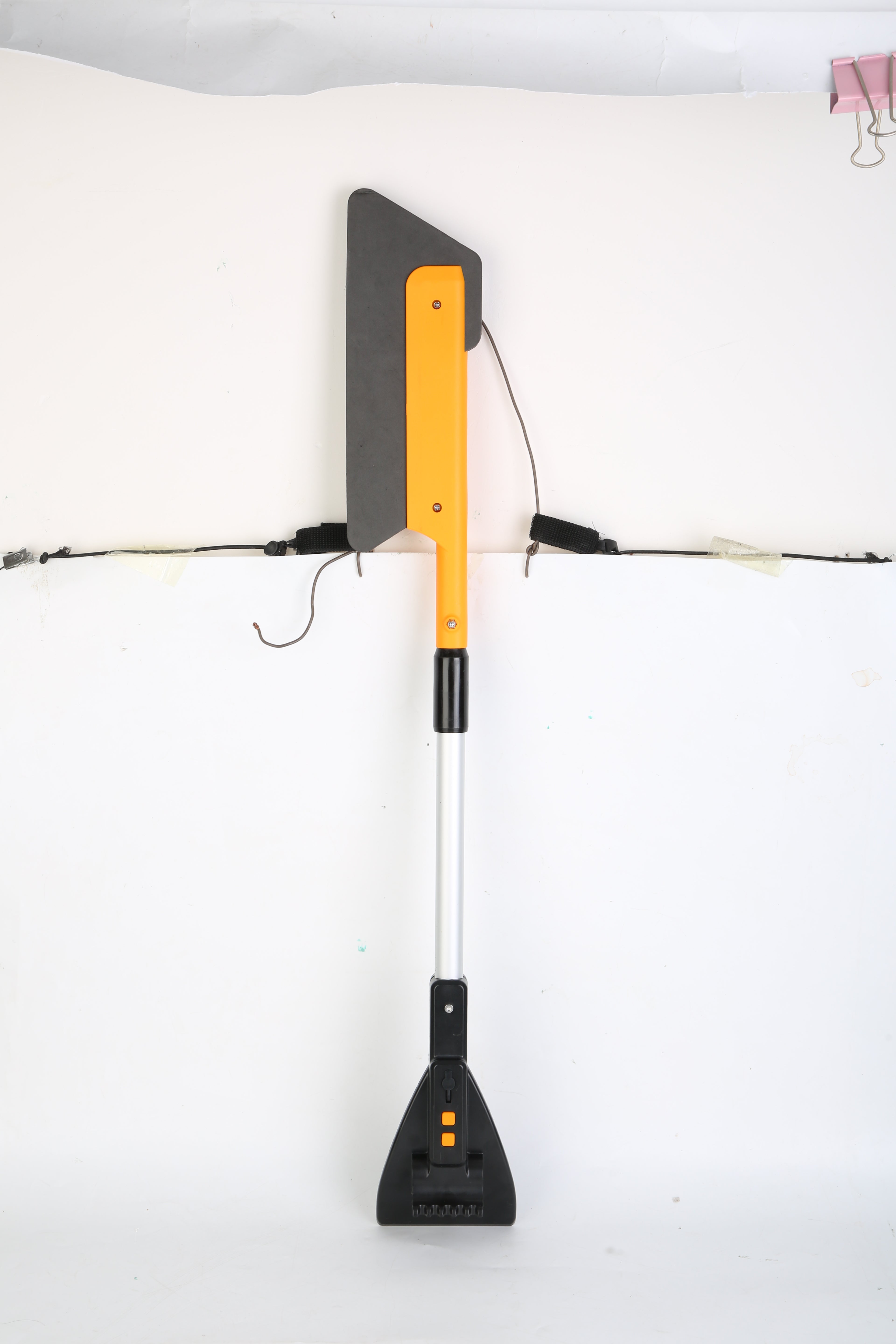 1Pc 3 In 1 Car Snow Removal Shovel With Lights Car Snow Removal Tool Telescopic Windshield Ice Scraper Snow Brush Shovel